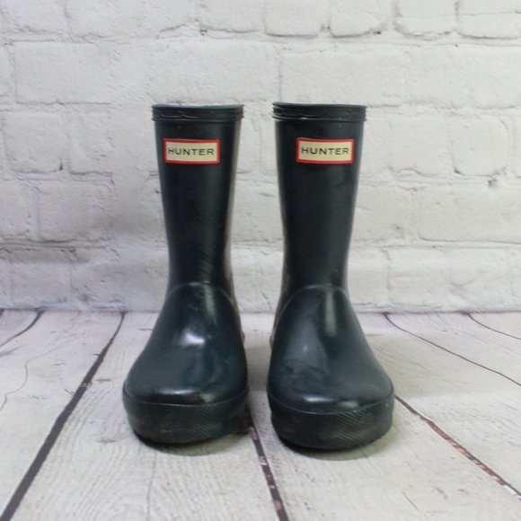 Hunter Kid's Classic Dark Green Rubber Rain Boots Size US B 8 G 9 - Picture 4 of 9